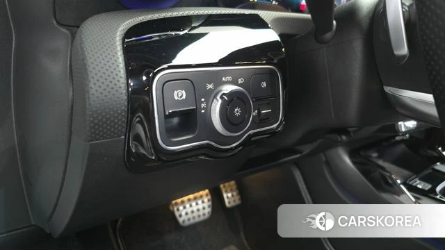 Mercedes-Benz A-Class W177 id 4350355 из Кореи 24