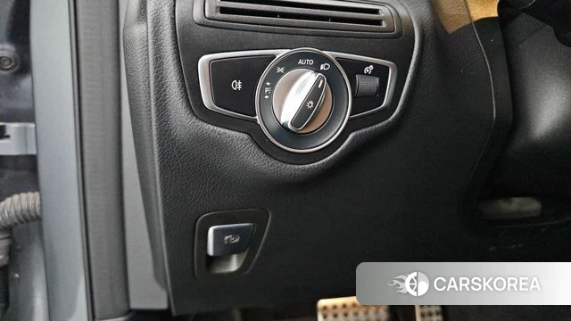 Mercedes-Benz GLC-Class X253 id 4758124 из Кореи 24