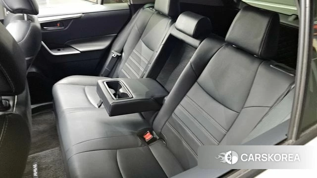 Toyota RAV4 5th Generation id 4303701 из Кореи 24