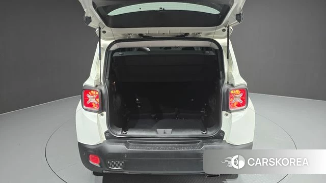 Jeep Renegade id 4557380 из Кореи 24