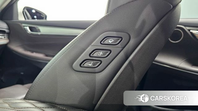 Hyundai The New Grandeur IG Hybrid id 4562382 из Кореи 24