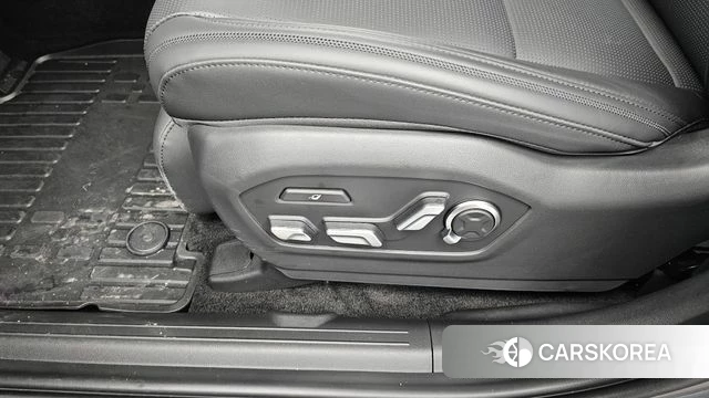 Hyundai Santa Fe (MX5) id 4570894 из Кореи 24