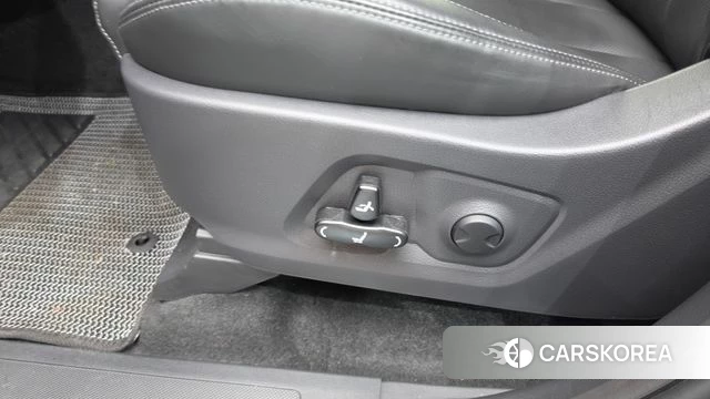 Ssangyong The New Rexton Sports Cannes id 4904783 из Кореи 24
