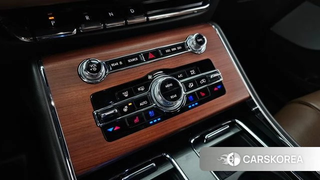 Lincoln Aviator 2nd generation id 4409800 из Кореи 24