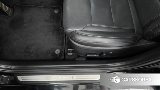 Hyundai The New Grandeur IG id 4518485 из Кореи 24