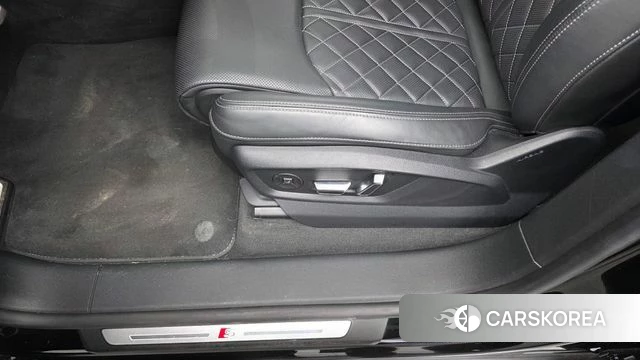 Audi Q8 (4M) id 4617508 из Кореи 24
