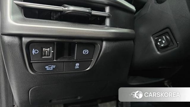 Hyundai Grandeur (GN7) id 4880440 из Кореи 24