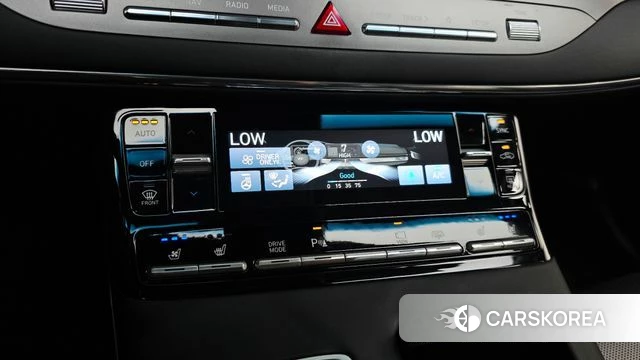 Hyundai The New Grandeur IG Hybrid id 4573642 из Кореи 24