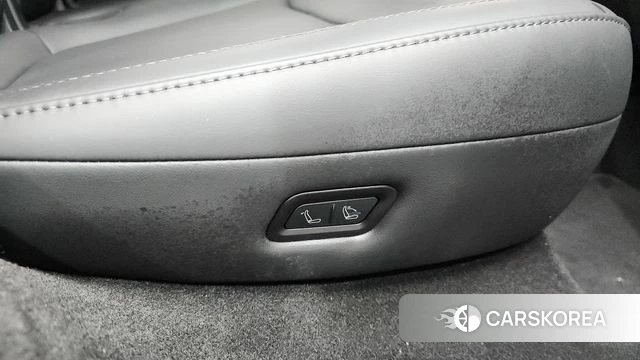 Tesla Model Y id 4499416 из Кореи 24