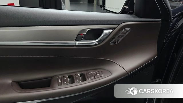 Hyundai The New Grandeur IG Hybrid id 4614577 из Кореи 24
