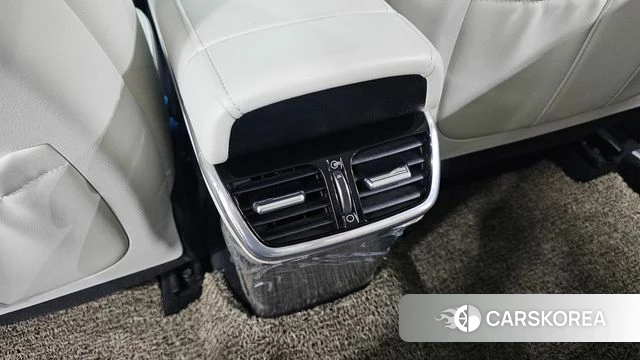 Hyundai The New Grandeur IG Hybrid id 4935920 из Кореи 24