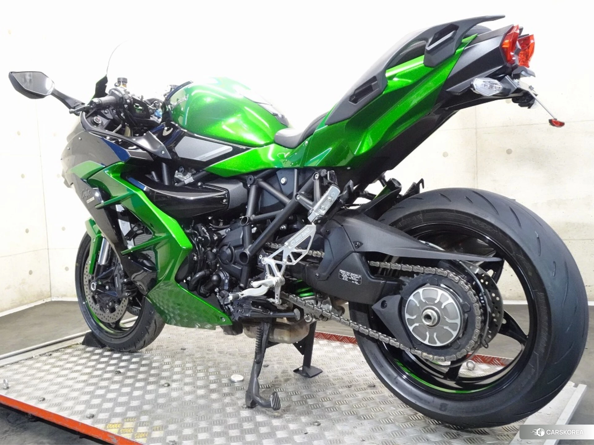 Kawasaki NINJA H2 SX SE id 4192763 из Японии 24