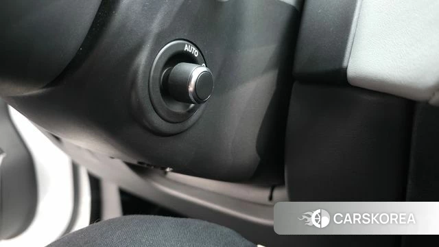 Land Rover Range Rover Velar id 4342494 из Кореи 24