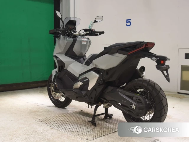 Honda X-ADV 750 id 4184315 из Японии 24