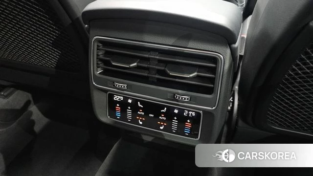 Audi Q8 (4M) id 4505215 из Кореи 24