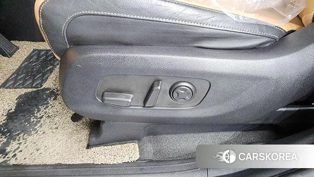 Kia Carnival 4th generation id 4579890 из Кореи 24
