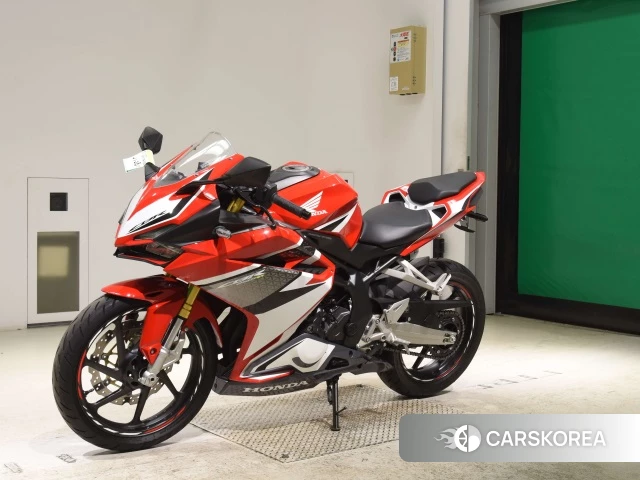 Проданный Honda CBR250RR 2017 из Японии, фото 2
