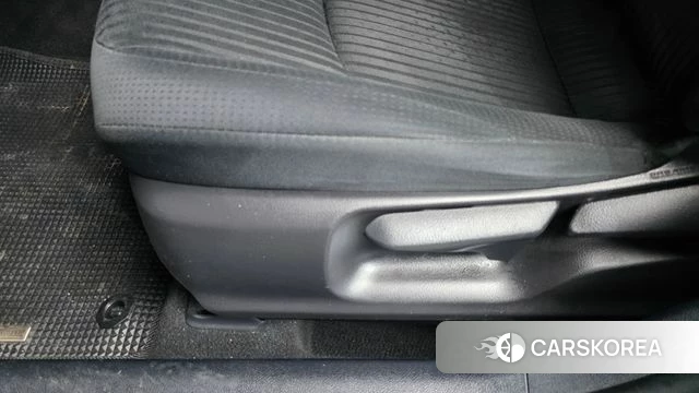 Toyota Prius 4th Generation id 4703408 из Кореи 24