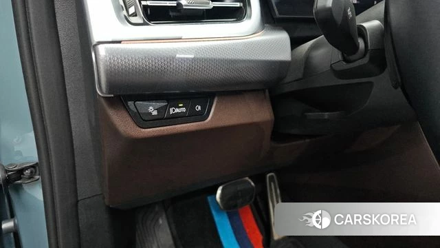 BMW iX1 (U11) id 4540484 из Кореи 24