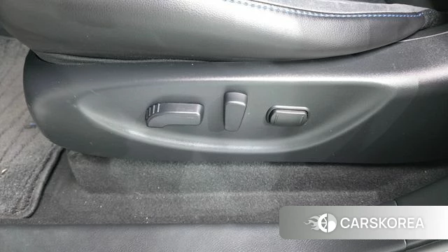 Nissan Leaf (ZE1) id 4595695 из Кореи 24