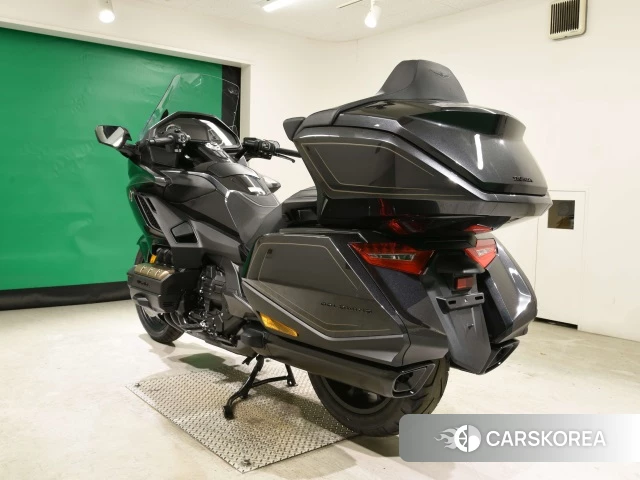 Honda GL1800 TOUR DCT id 4229597 из Японии 24