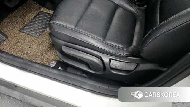 Kia Stonic id 4188679 из Кореи 24