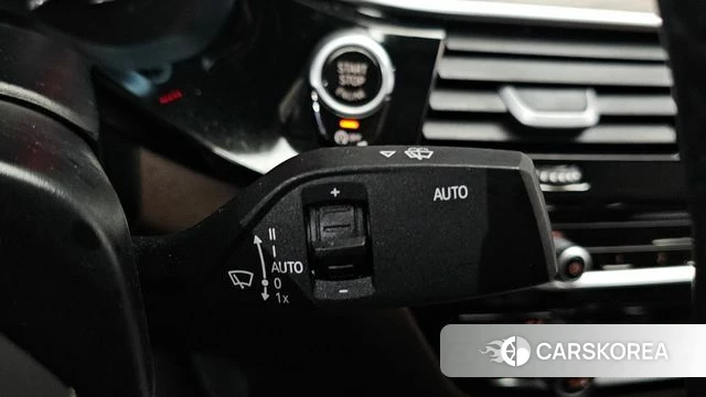 BMW 5 Series (G30) id 4351196 из Кореи 24