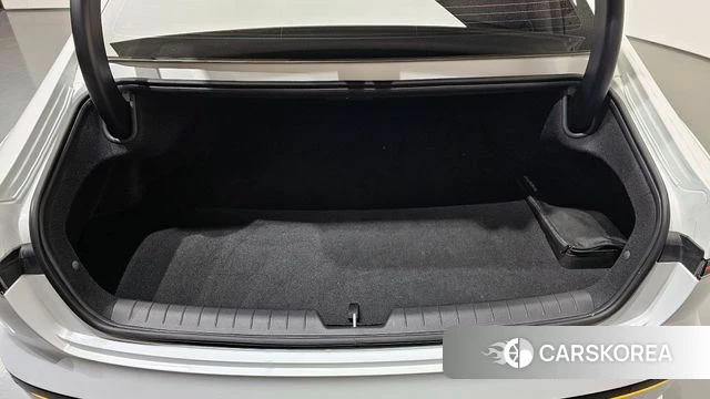 Hyundai Grandeur (GN7) id 4408871 из Кореи 24