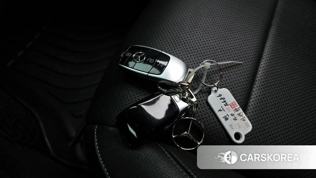 Mercedes-Benz E-Class W213 id 4187796 из Кореи 24