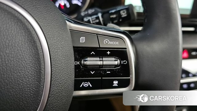 Kia Carnival 4th generation id 4223264 из Кореи 24