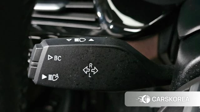 BMW 5 Series (G30) id 4585960 из Кореи 24