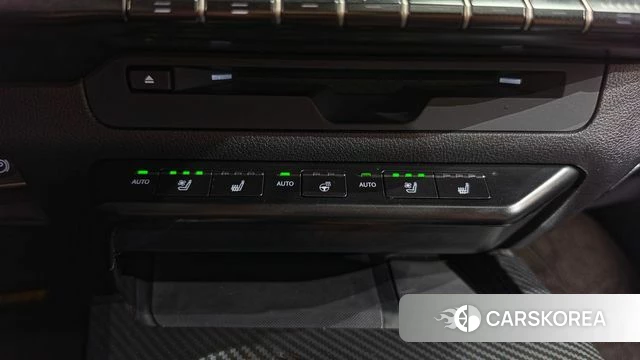 Lexus UX250h id 4849783 из Кореи 24