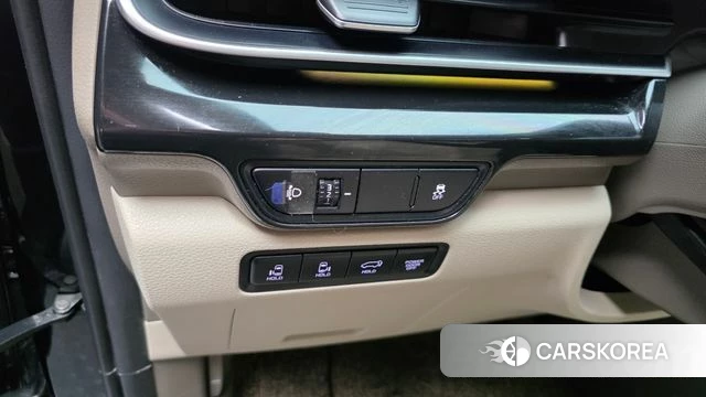 Kia The New Carnival 4th Generation id 4442315 из Кореи 24
