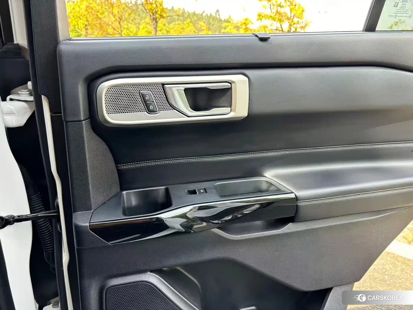 Ford Explorer id 4546329 из Китая 24