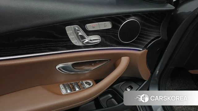 Mercedes-Benz E-Class W213 id 4750979 из Кореи 24