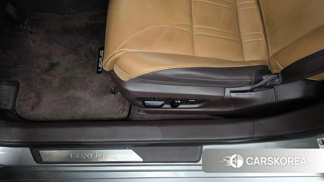 Lexus ES300h 7th generation id 4683590 из Кореи 24