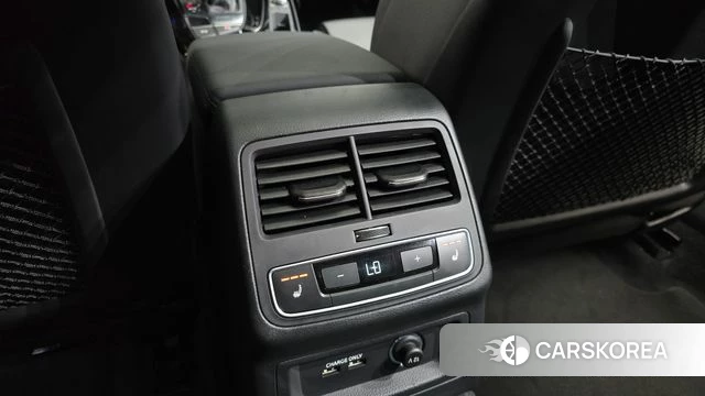 Audi A4 (B9) id 4561883 из Кореи 24