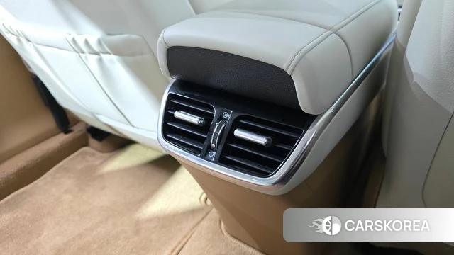 Hyundai The New Grandeur IG Hybrid id 4754921 из Кореи 24