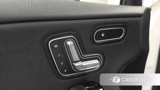 Mercedes-Benz A-Class W177 id 4881922 из Кореи 24