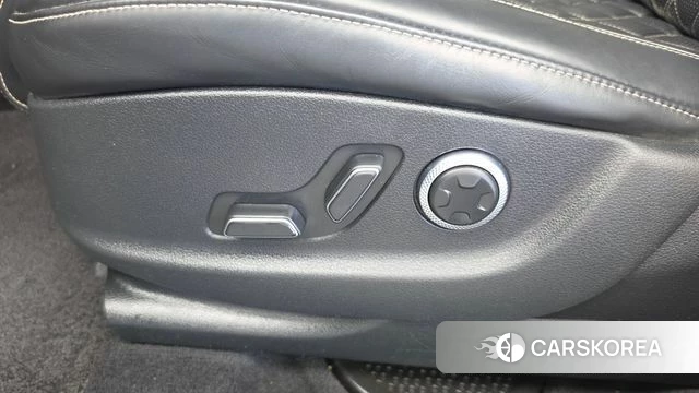 Genesis GV80 id 4779015 из Кореи 24