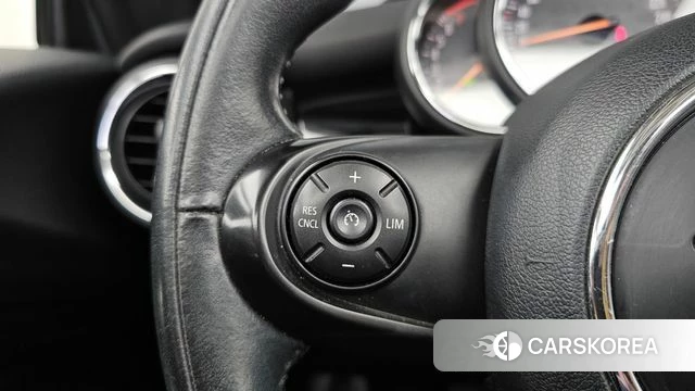 Mini Cooper Convertible id 4596131 из Кореи 24