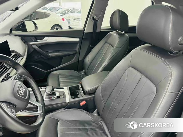 Audi Q5L id 4276586 из Китая 24
