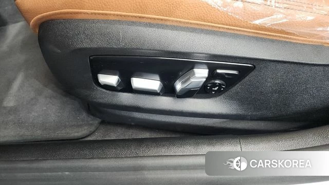 BMW 5 Series (G30) id 4463579 из Кореи 24