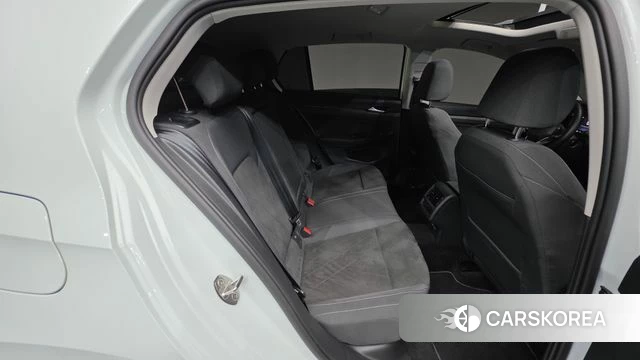 Volkswagen Golf 8th Generation id 4618301 из Кореи 24
