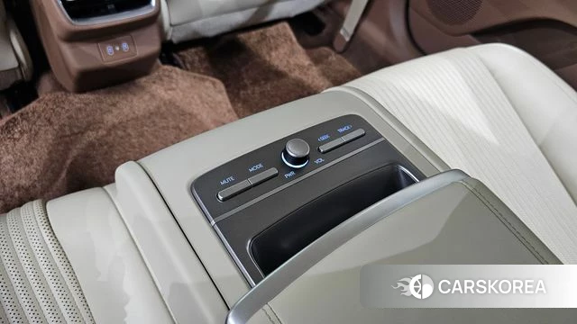 Hyundai Grandeur Hybrid (GN7) id 4665566 из Кореи 24