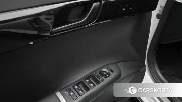 Hyundai Grandeur (GN7) id 4280041 из Кореи 24