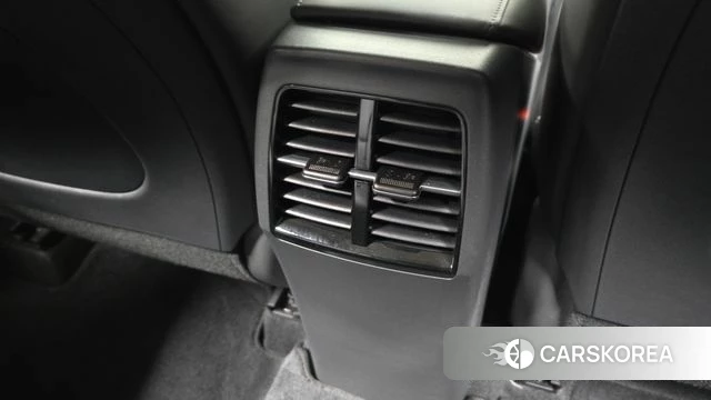 Kia Di Ol Nu Niro id 4280381 из Кореи 24
