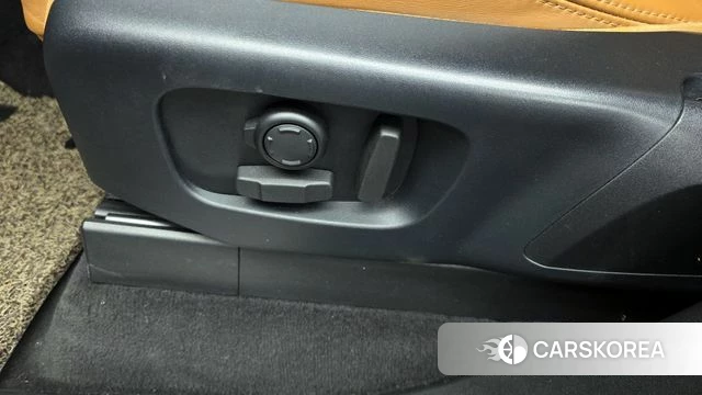 Land Rover Discovery 5 id 4285235 из Кореи 24