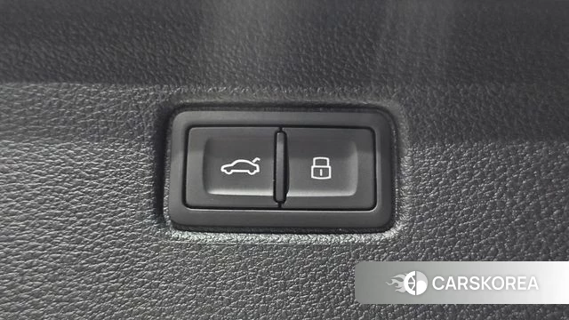 Audi Q7 (4M) id 4836703 из Кореи 24