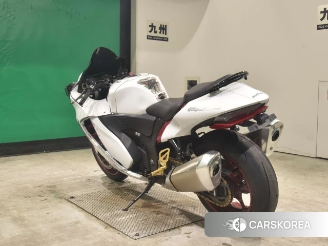 Suzuki GSX1300R HAYABUSA id 3947709 из Японии 24